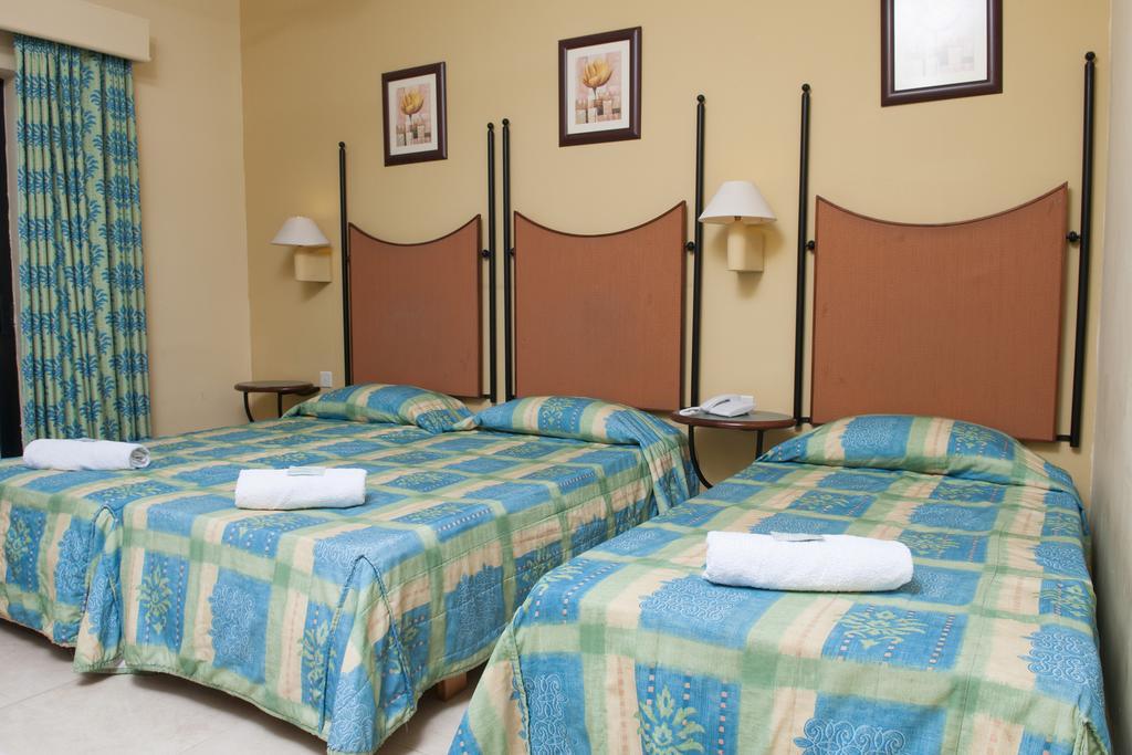 סיינט פול ביי Euroclub Hotel מראה חיצוני תמונה